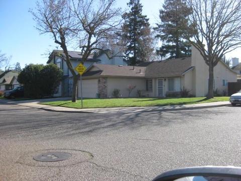 400 Cassidy Ct, Modesto, CA 95356 photo 2
