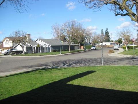 400 Cassidy Ct, Modesto, CA 95356 photo 5