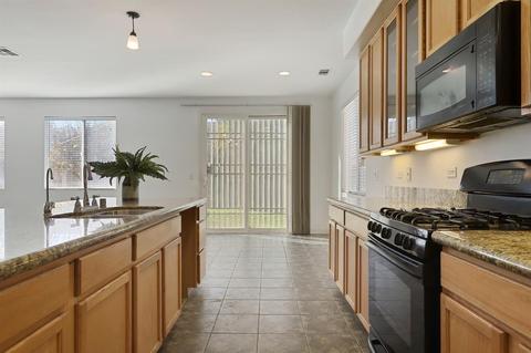 249 Cherry Blossom Ln, Patterson, CA 95363 photo 14