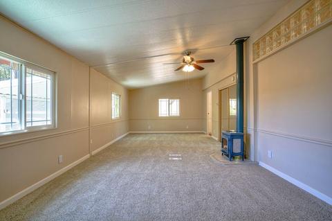 10194 Timberland Dr, Grass Valley, CA 95949 photo 6