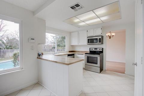 3954 Running Bear Way, Antelope, CA 95843 photo 3