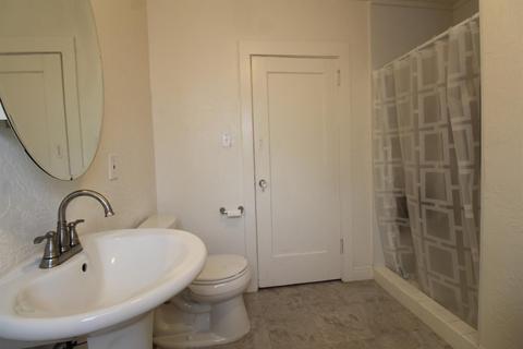 35 E Noble St, Stockton, CA 95204 photo 18