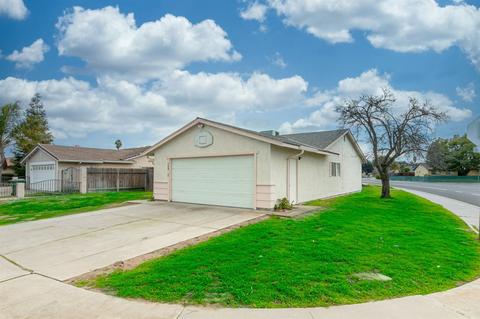 588 Argonaut St, Manteca, CA 95336 photo 2