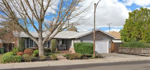 501 Gerard Dr, Lodi, CA 95242 photo 1