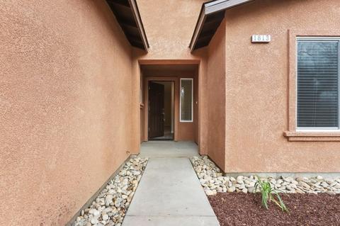 1813 Evergreen Ave, Modesto, CA 95350 photo 3