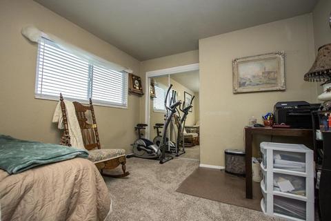 300 Hanover Ave, Turlock, CA 95382 photo 34