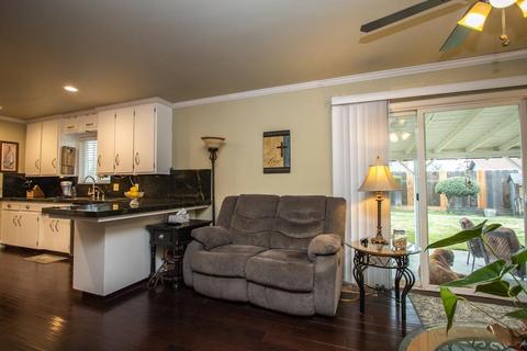 300 Hanover Ave, Turlock, CA 95382 photo 17