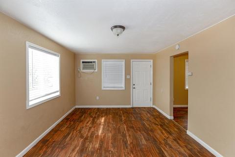 221 20th St, Merced, CA 95340 photo 11