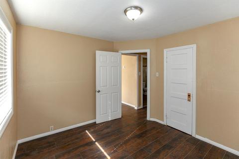 221 20th St, Merced, CA 95340 photo 5