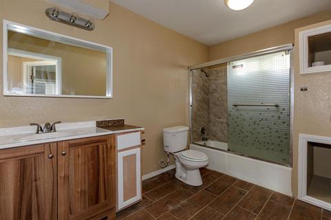 221 20th St, Merced, CA 95340 photo 9