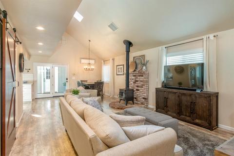 902 Pacific St, Placerville, CA 95667 photo 4