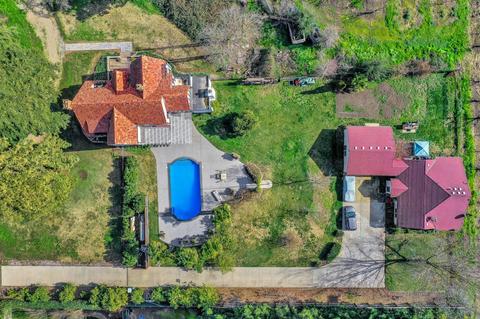 6692 Woodbridge East Rd, Acampo, CA 95220 photo 4