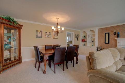 1105 E Alameda St, Manteca, CA 95336 photo 20
