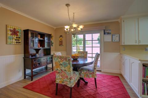 1105 E Alameda St, Manteca, CA 95336 photo 39