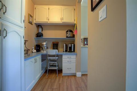 1105 E Alameda St, Manteca, CA 95336 photo 32