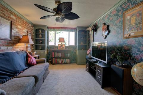 1105 E Alameda St, Manteca, CA 95336 photo 29