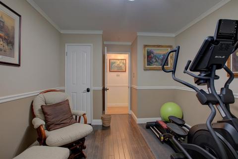 1105 E Alameda St, Manteca, CA 95336 photo 12