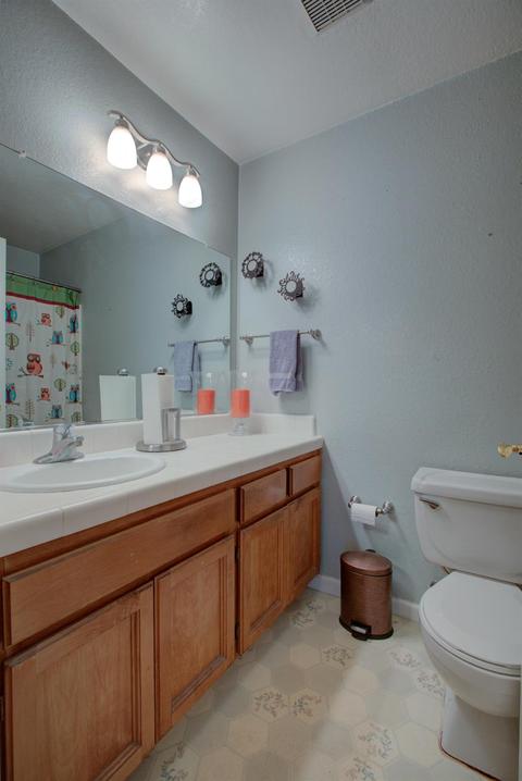 544 Traina Dr, Patterson, CA 95363 photo 13