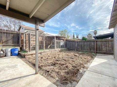320 Hubert Dr, Modesto, CA 95354 photo 31