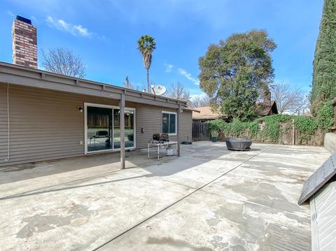 320 Hubert Dr, Modesto, CA 95354 photo 27