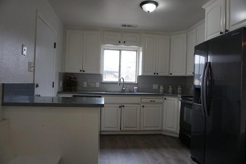 2116 Dee Ct, Modesto, CA 95350 photo 7