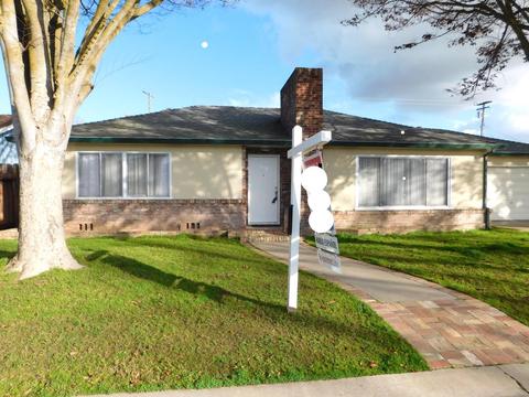 1432 Gary Ln, Modesto, CA 95355 photo 2