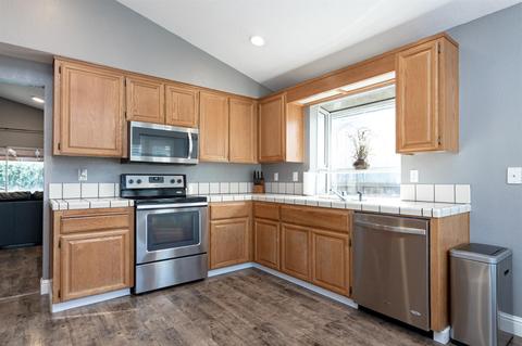 812 Larned Ln, Modesto, CA 95357 photo 7