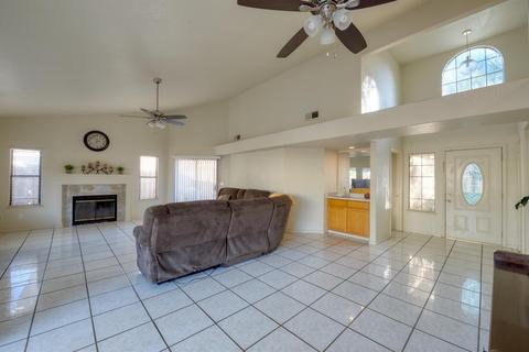 723 Kinshire Way, Patterson, CA 95363 photo 6