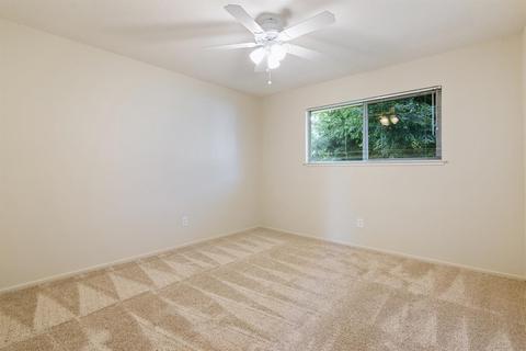 8781 Rubystone Ct, Elk Grove, CA 95624 photo 17