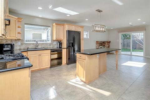 1813 Baywood Ln, Davis, CA 95618 photo 5