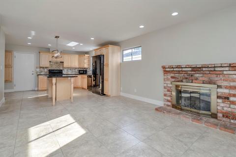 1813 Baywood Ln, Davis, CA 95618 photo 7