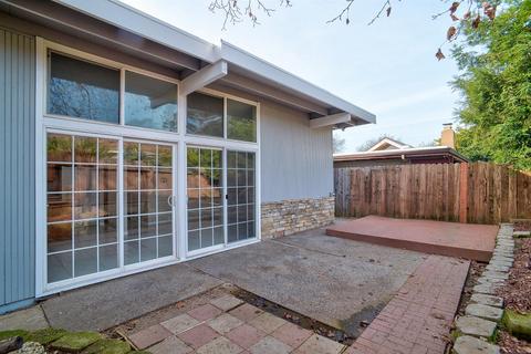 4711 Good Ct, Carmichael, CA 95608 photo 18