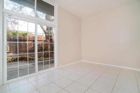 4711 Good Ct, Carmichael, CA 95608 photo 5