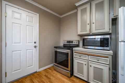1517 Gary Ln, Modesto, CA 95355 photo 17