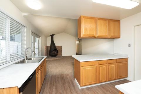 1524 Raquel Ln, Modesto, CA 95355 photo 9