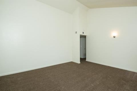 1524 Raquel Ln, Modesto, CA 95355 photo 4