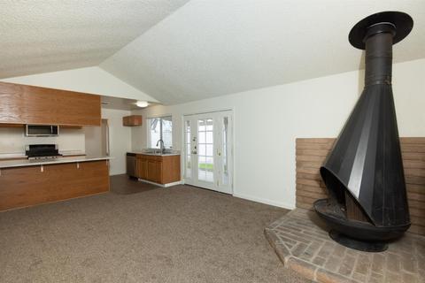 1524 Raquel Ln, Modesto, CA 95355 photo 5