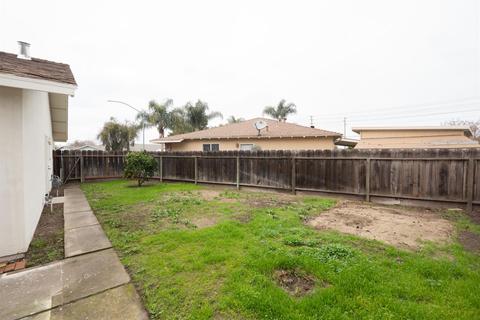 1524 Raquel Ln, Modesto, CA 95355 photo 19