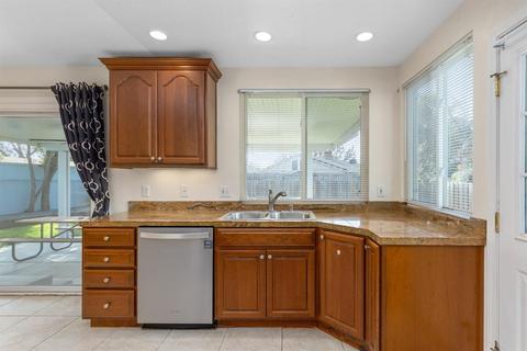 5954 Beaumere Way, Carmichael, CA 95608 photo 3