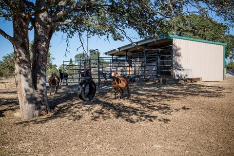 4555 Little John Rd, Copperopolis, CA 95228 photo 9