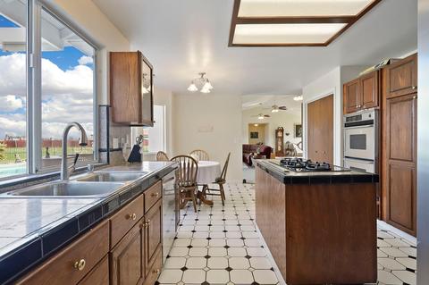 14781 E Live Oak Rd, Lodi, CA 95240 photo 20