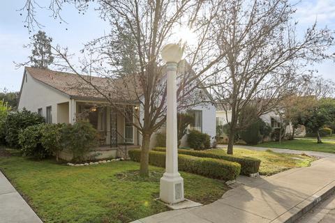 216 N Crescent Ave, Lodi, CA 95240 photo 2