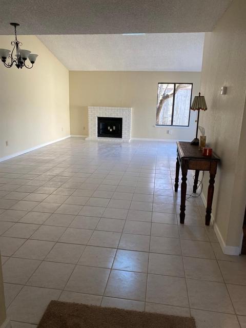 949 Inez Dr, Modesto, CA 95351 photo 5
