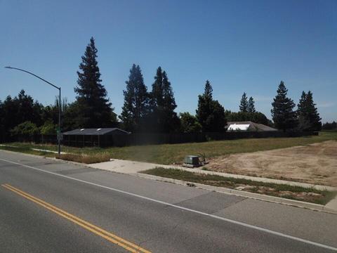 3205 Millbrook Ave, Modesto, CA 95355 photo 3