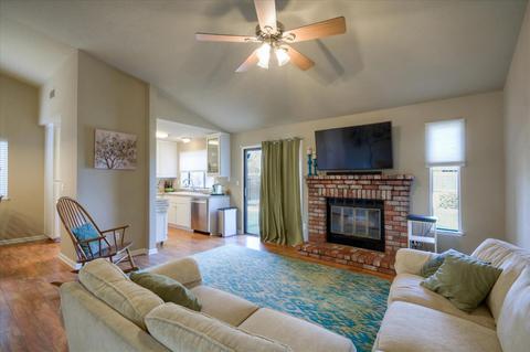 185 W E St, Galt, CA 95632 photo 7