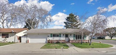 262 S Corinth Ave, Lodi, CA 95242 photo 2