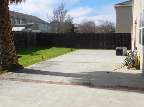 1438 Berrendas, Patterson, CA 95363 photo 24