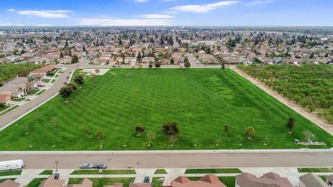 671 Kelcie Dr, Ripon, CA 95366 photo 62