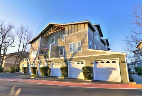 1818 Moore Blvd #236, Davis, CA 95618 photo 2