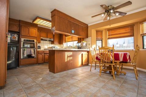 1904 Primotivo Ct, Modesto, CA 95355 photo 9